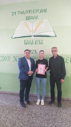 UCENIK GENERACIJE