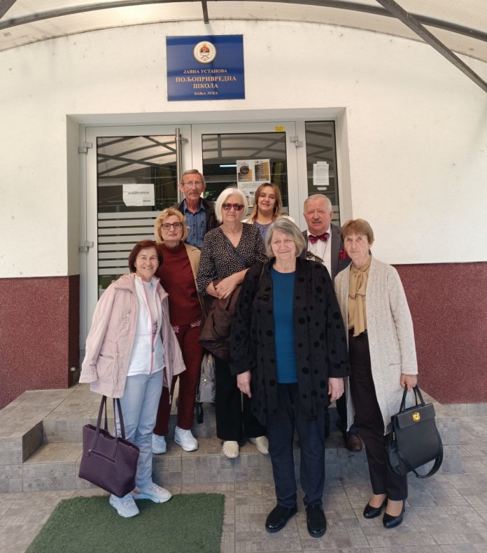 51 godina od mature 51 godina od mature